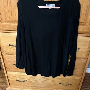 Planet Gold Elegant Black Long Sleeve Tee